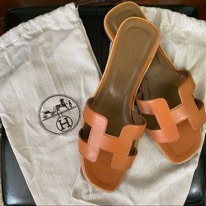 Flat Sandals size US 9-9.5 Please Read Details!